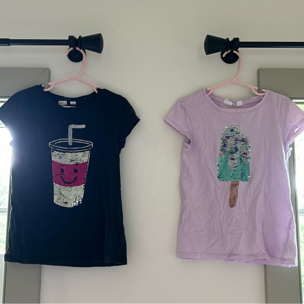 ✨TWO PACK✨ Girls Set of Flippy Sequin Shirts From Gap | Girls Size M